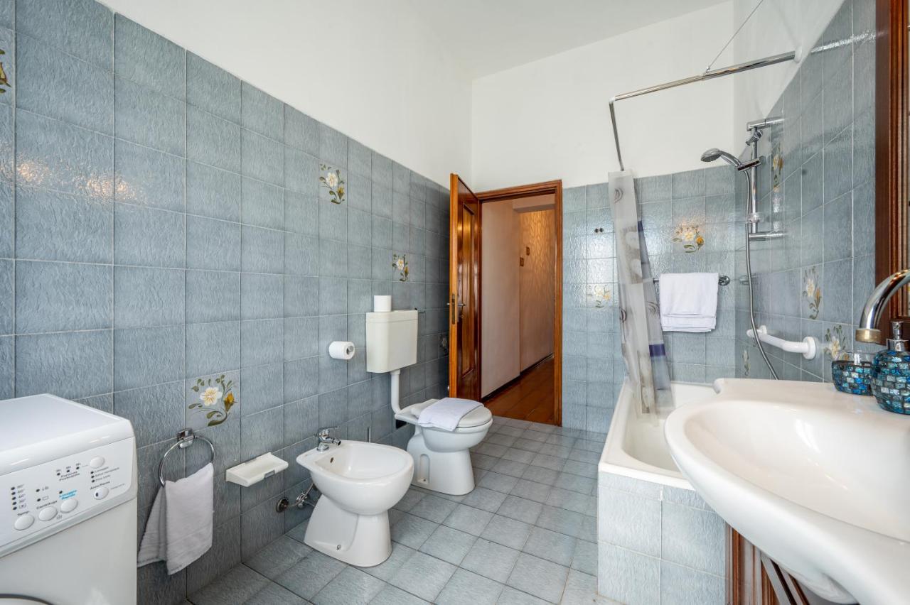 Lake View Apartment With Balcony And Parking - Larihome A25 Gera Lario Zewnętrze zdjęcie